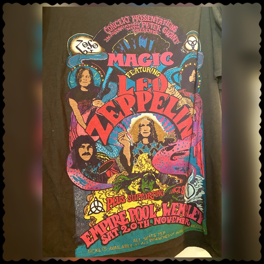 Torrid Cold Shoulder Led Zeppelin Band Tee T-Shirt Top Size 22/24 (Torrid 3)